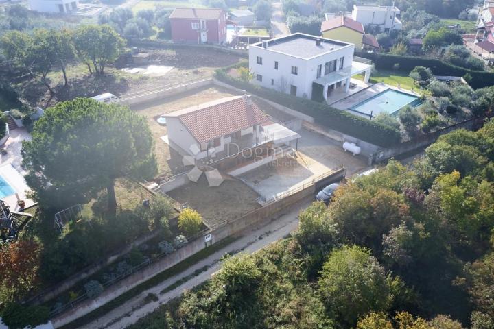 House Kaštel, Buje, 193m2