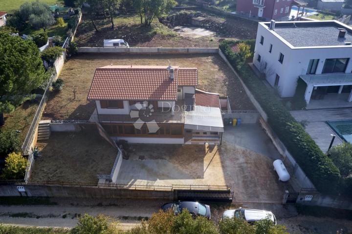 House Kaštel, Buje, 193m2