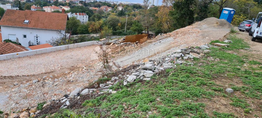 Zemljište na Kozali sa panoramskim pogledom na Kvarner