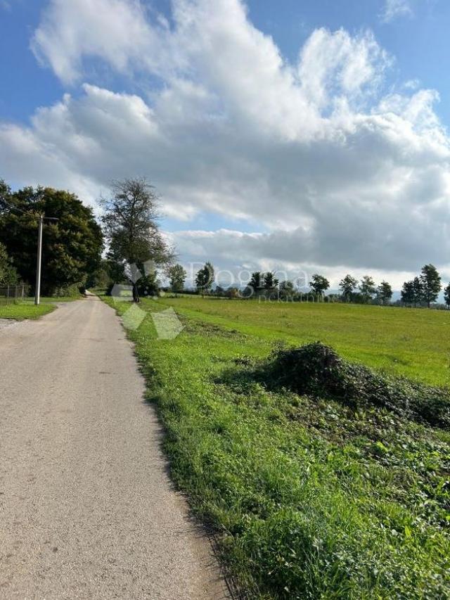 Grundstück Centar, Gospić, 16.000m2