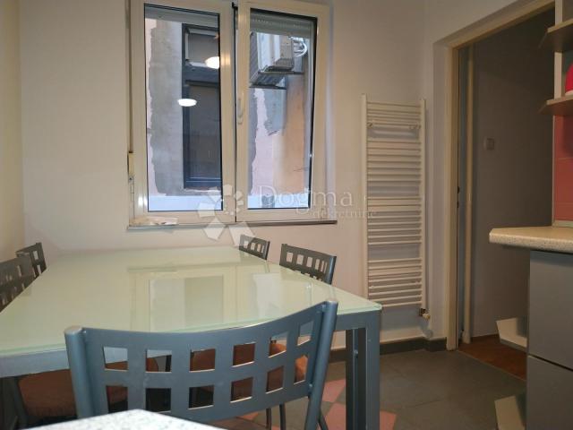 Wohnung Donji grad, Donji Grad, 82m2