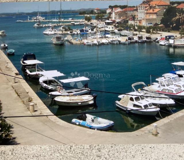 Haus Zlarin, Šibenik - Okolica, 75m2