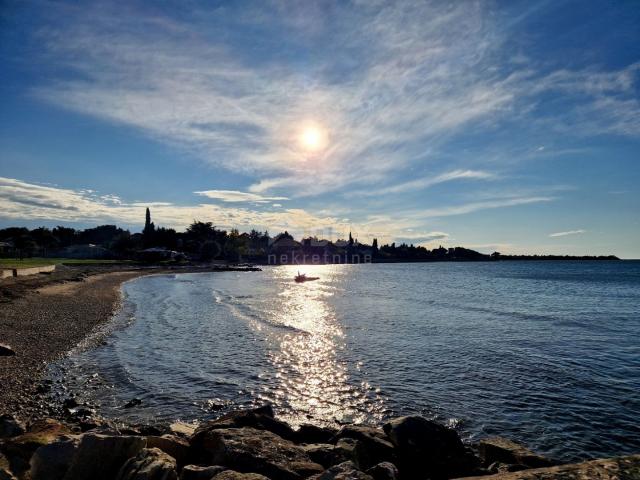 ISTRIEN, NOVIGRAD - Haus am Meer