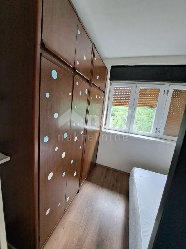 GRAČAC - Spacious apartment