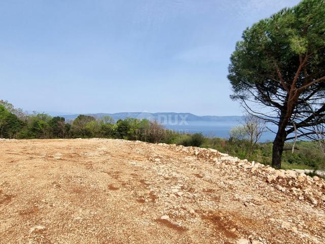 ISTRIA, RABAC - Investment land with building permits and a sensational view