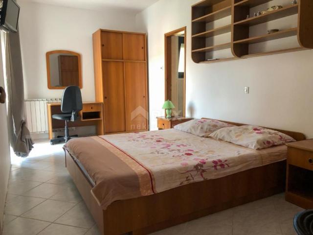 RAB ISLAND, PALIT - Apartment house 30 m from the sea