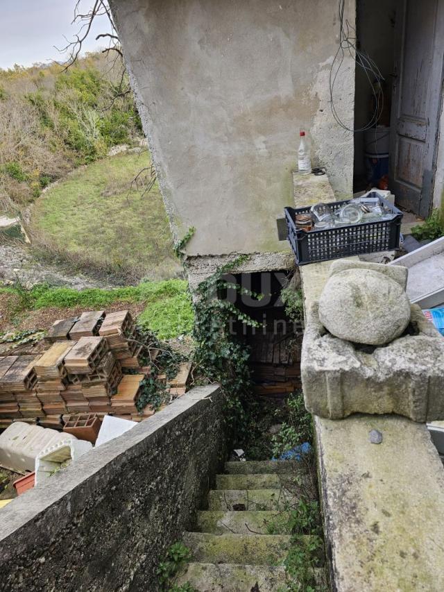 OTOK KRK, LINARDIĆI (okolica) - Kamena kuća za adaptaciju