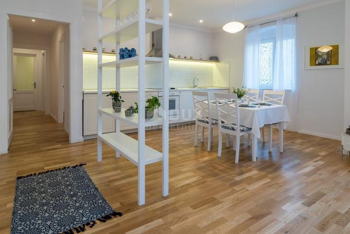 RIJEKA, CENTER - Beautiful apartment with a design flair