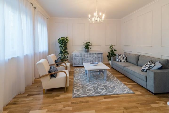 RIJEKA, CENTER - Beautiful apartment with a design flair