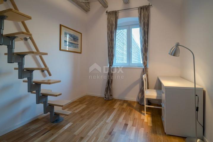 RIJEKA, CENTER - Beautiful apartment with a design flair