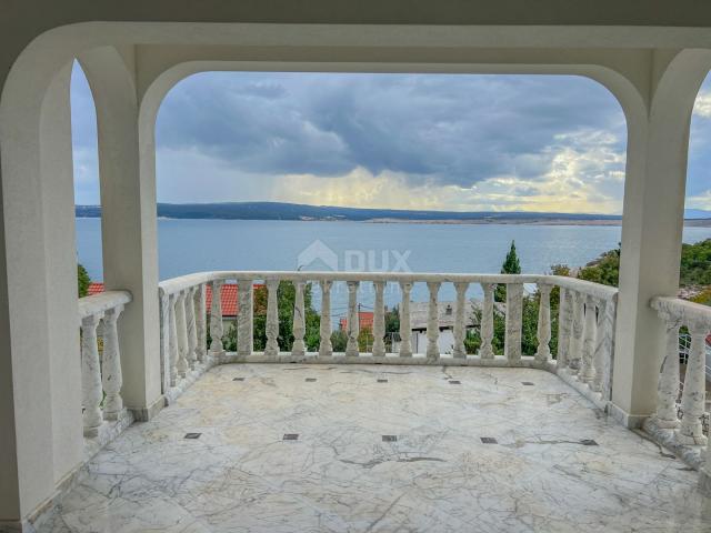 CRIKVENICA, KAČJAK - powerful villa of 800m2, second row to the sea on a plot of 2000m2