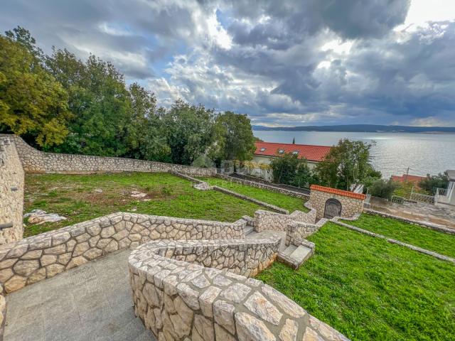 CRIKVENICA, KAČJAK - powerful villa of 800m2, second row to the sea on a plot of 2000m2