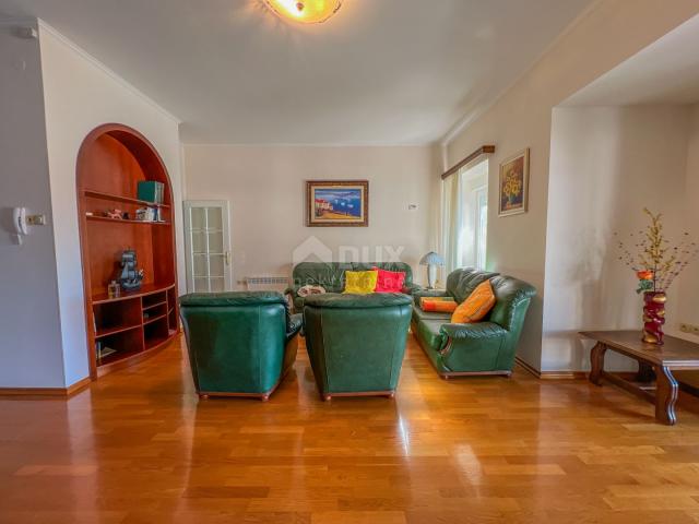 RIJEKA, KANTRIDA - excellent private house 200 meters from the sea with a garden of 1400m2