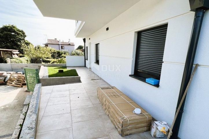 ISTRIA, NOVIGRAD - Apartment on the ground floor with a spacious garden, close to the sea!