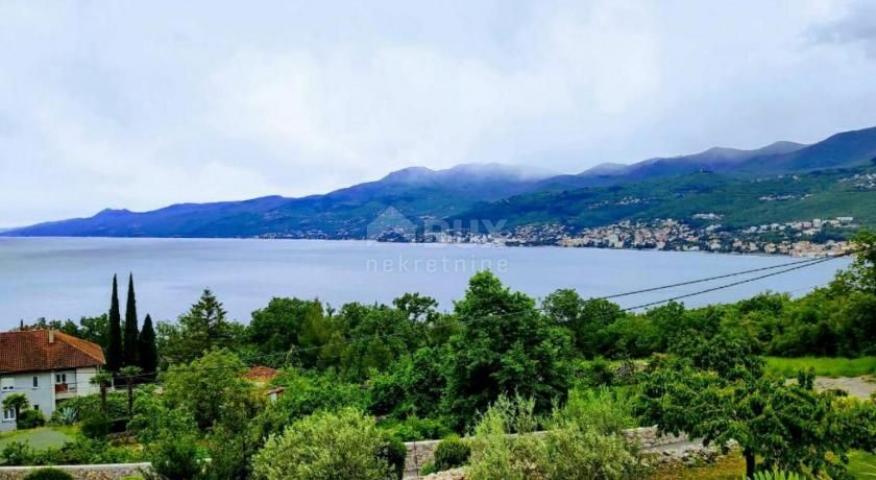 COSTABELLA, BIVIO- građevinski teren 7100m2 sa pogledom na more za poslovno- stambenu ili stambenu z