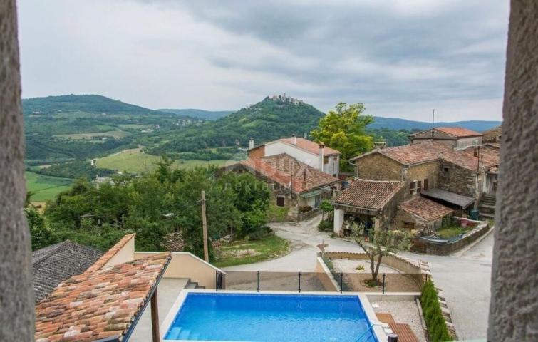 ISTRIEN, MOTOVUN - Einheimisches Steinhaus mit Swimmingpool