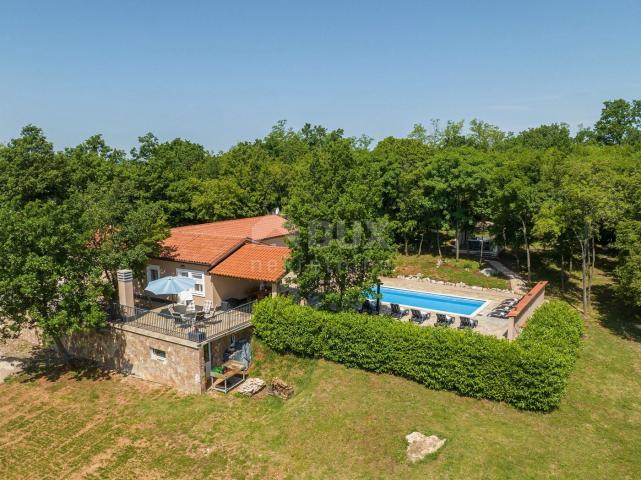 ISTRIEN, LABIN - Alleinstehendes Haus mit Swimmingpool