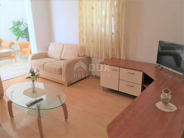 ZADAR, BRODARICA - Apartmanska kuća prvi red do mora