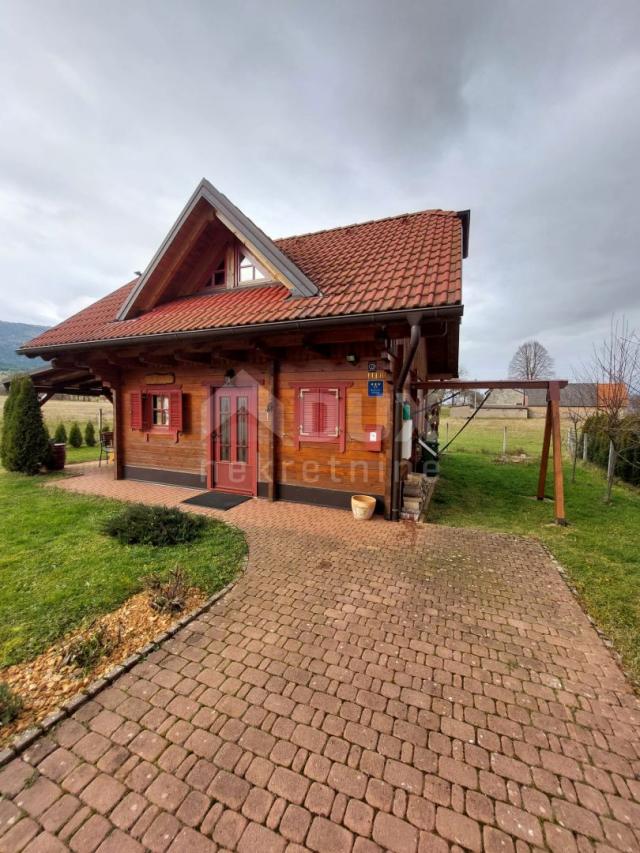 OTOČAC, LIČKO LEŠČE - Haus in der Natur mit Schwimmbad