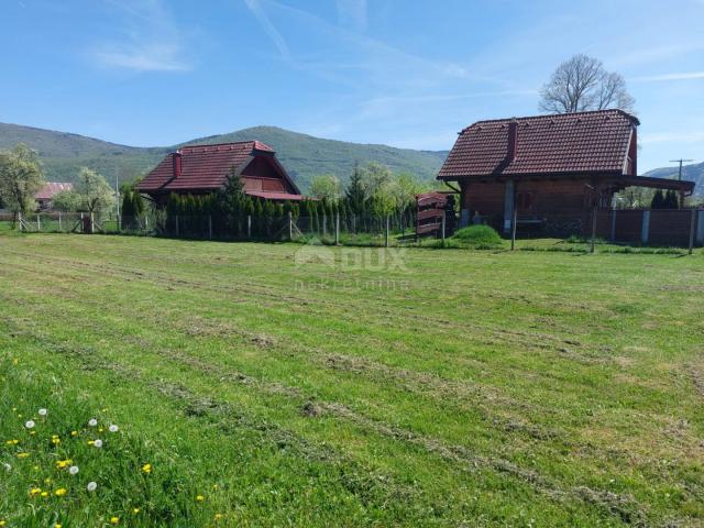 OTOČAC, LIČKO LEŠČE - Haus in der Natur mit Schwimmbad