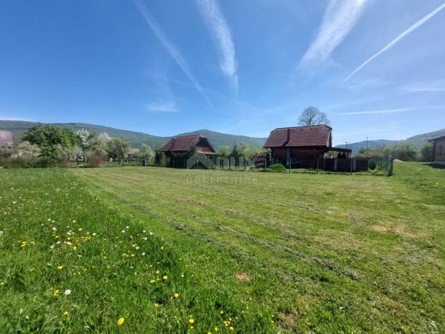 OTOČAC, LIČKO LEŠČE - Haus in der Natur mit Schwimmbad