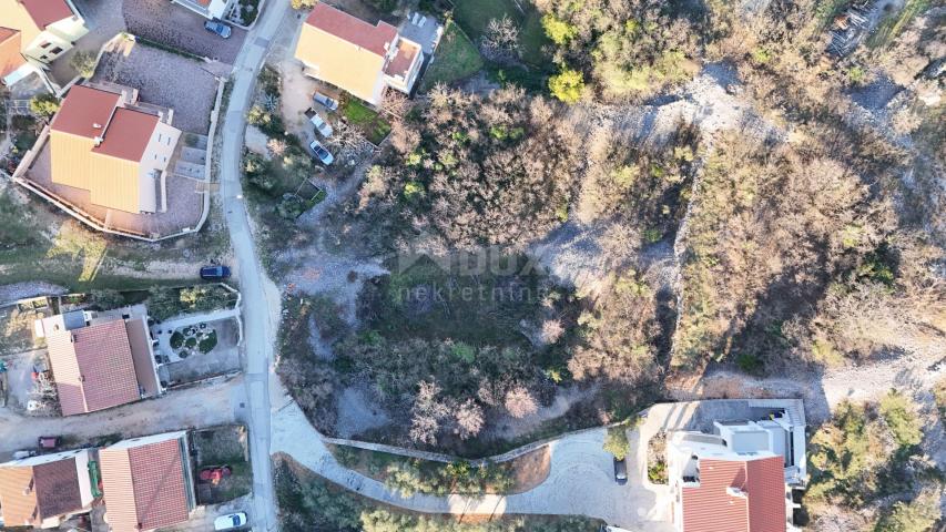 OTOK KRK, VRBNIK (centar) - Građevinsko zemljište + idejno rješenje unikatnog dizajna