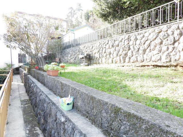 OPATIJA - Wohnung 102m2 DB+3S mit Panoramablick auf das Meer + Garten