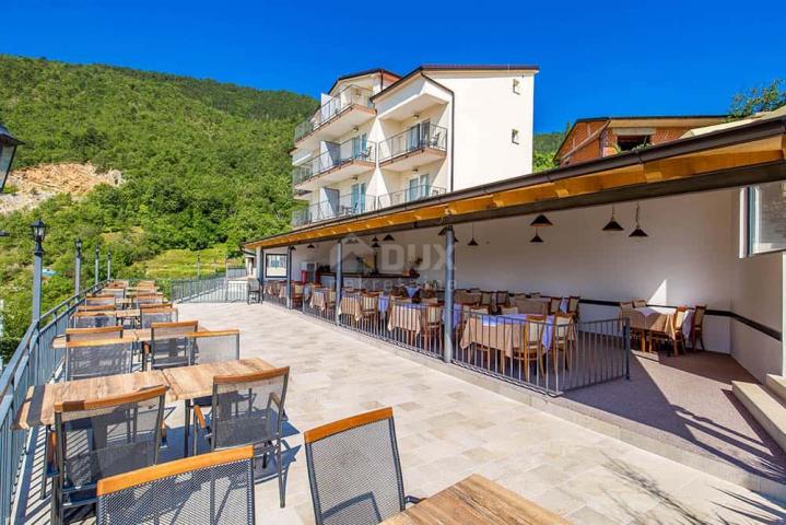 OPATIJA, LOVRANSKA DRAGA - Apartmentvilla 600m2 und Restaurant mit Panoramablick in einer Oase der R