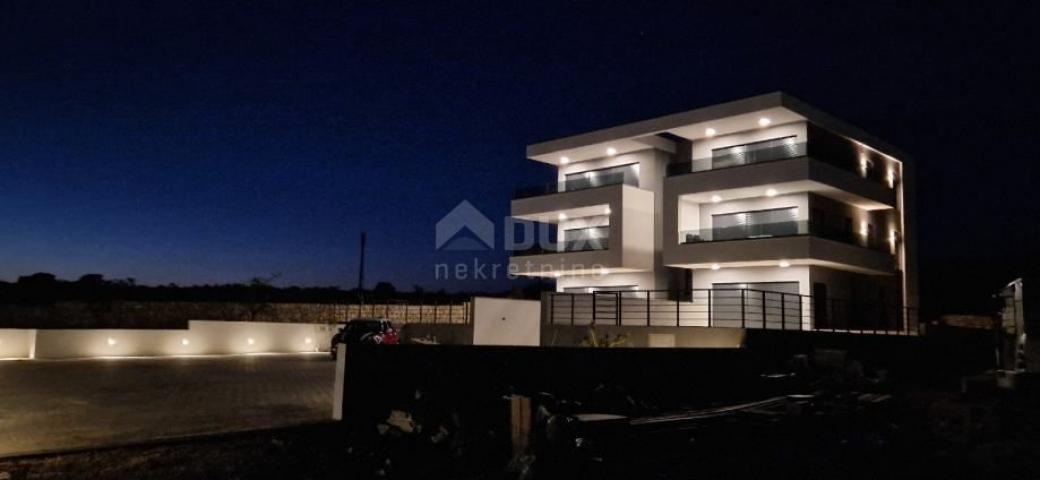 PAG, NOVALJA - Furnished apartment in a new building