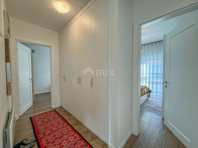 CRIKVENICA, DRAMALJ- Penthouse + stan u novogradnji blizu mora s pogledom, garažom