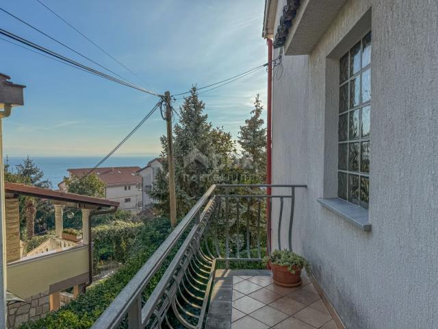 OPATIJA, IČIĆI - vrhunska kuća s 4 apartmana, vrt, blizina mora i Opatija