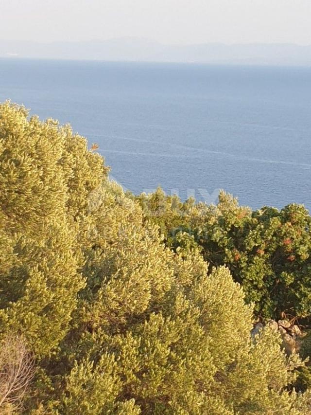 GRADAC, PODACA - land with an exceptional view of the sea