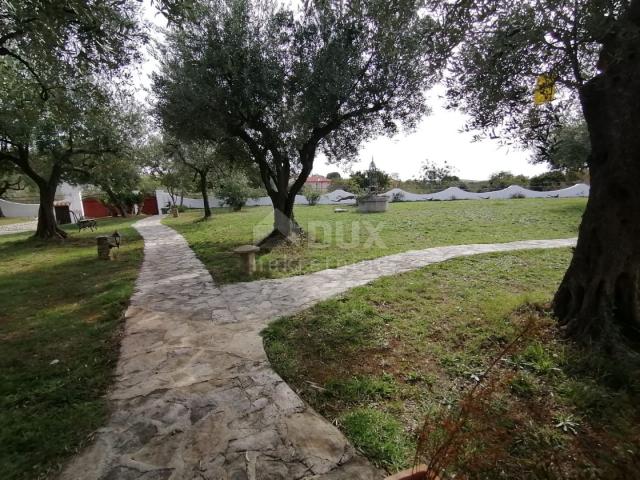 ISTRIA, GALIŽANA - A unique rustic house with a view of the Brijuni Islands!