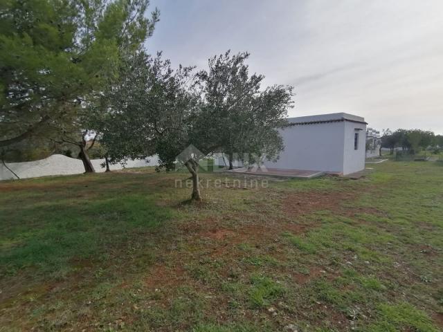 ISTRIA, GALIŽANA - A unique rustic house with a view of the Brijuni Islands!