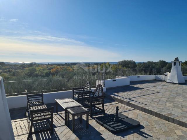 ISTRIA, GALIŽANA - A unique rustic house with a view of the Brijuni Islands!