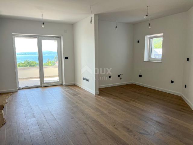 OPATIJA, IČIĆI - ground floor - larger apartment with a garden in a new building with a sea view, LO