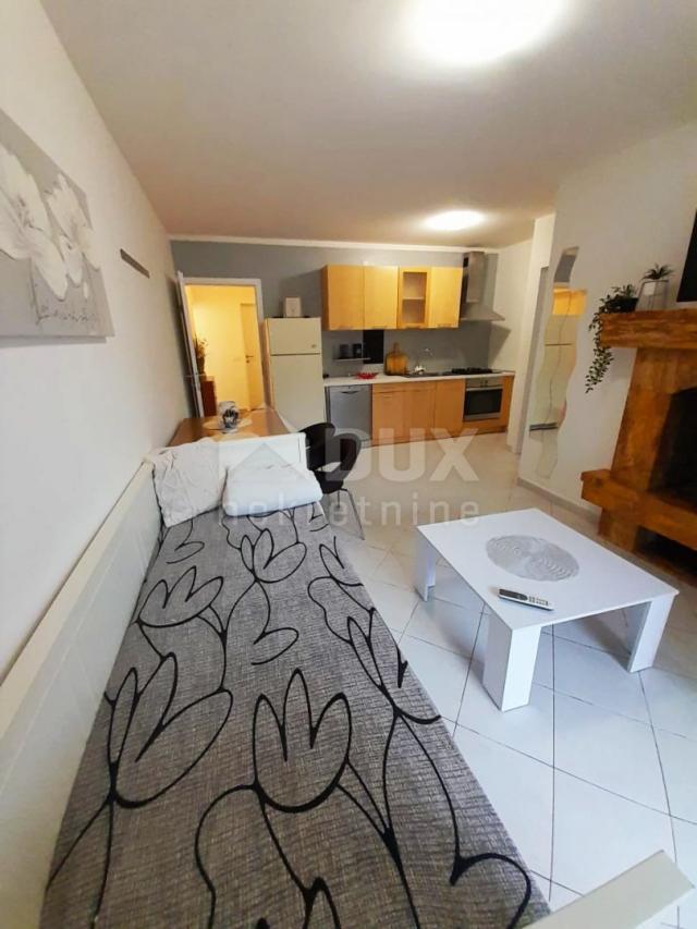 ISTRIEN, POREČ - Apartment 2 Schlafzimmer + Badezimmer 1500 m vom Meer entfernt