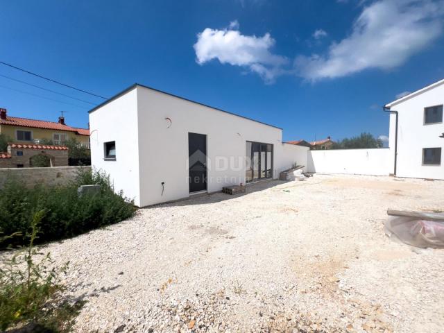 ISTRIA, BALE (surroundings) - Two renovated residential buildings in a great location, opportunity!