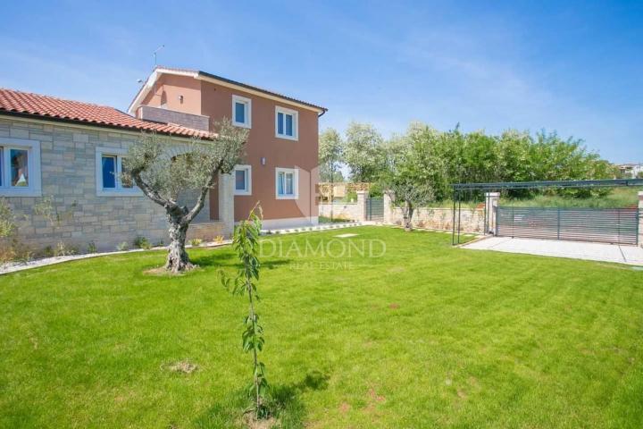 Porec, Modernly equipped house not far from Porec