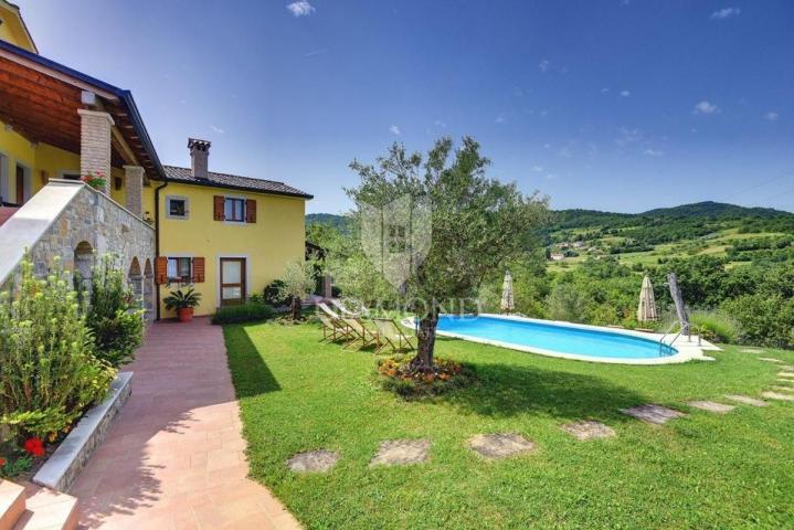 Luxuriöses Ferienhaus mit märchenhafter Aussicht