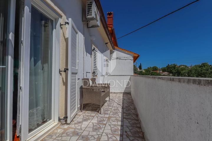 Marcana, surroundings, house with pool and large garden