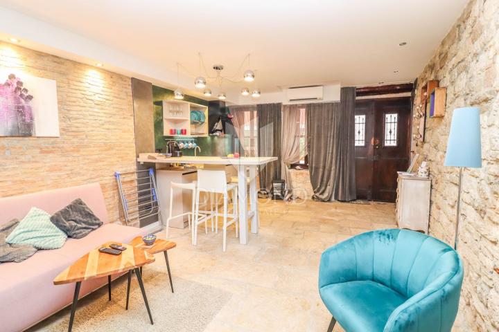 Rovinj, centar, renovirani studio apartman u mirnoj ulici