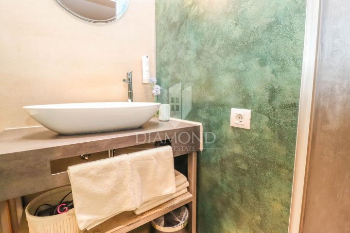 Rovinj, centar, renovirani studio apartman u mirnoj ulici