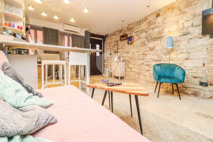 Rovinj, centar, renovirani studio apartman u mirnoj ulici