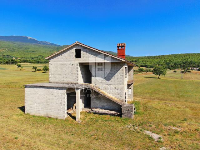 Boljun, ein Haus in schöner Lage mit freiem Blick