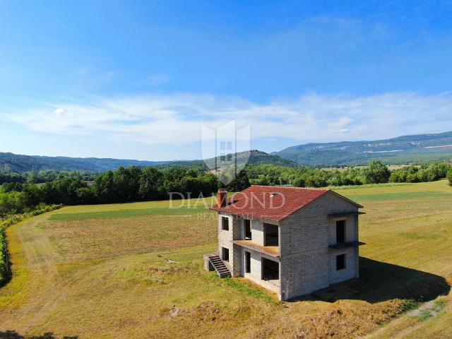 Boljun, ein Haus in schöner Lage mit freiem Blick