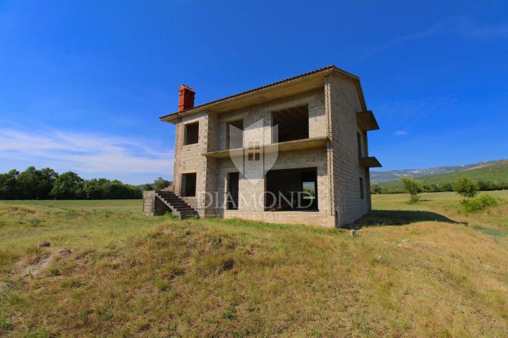 Boljun, ein Haus in schöner Lage mit freiem Blick