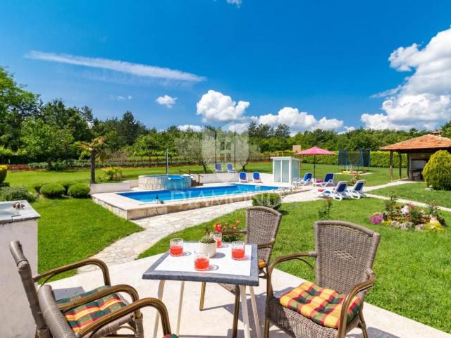 Motovun, Umgebung, Ferienhaus mit Swimmingpool und großem Garten