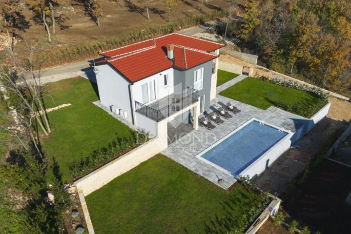 Labin, neu gebautes Ferienhaus mit Swimmingpool