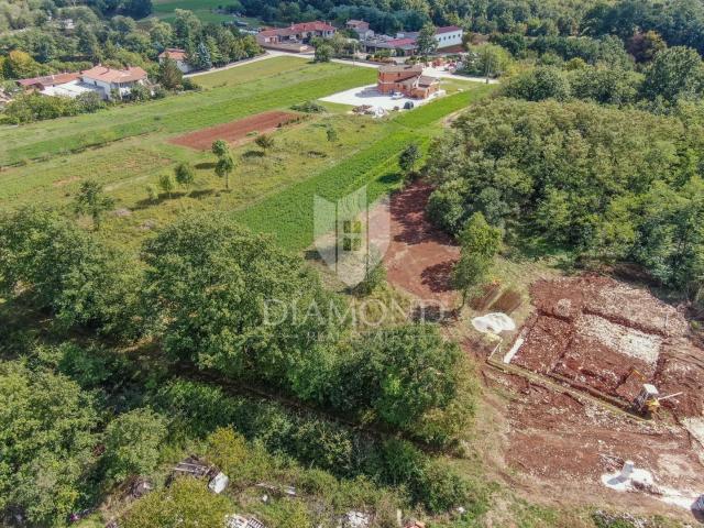 Žminj, Umgebung, Land in einer ruhigen Umgebung